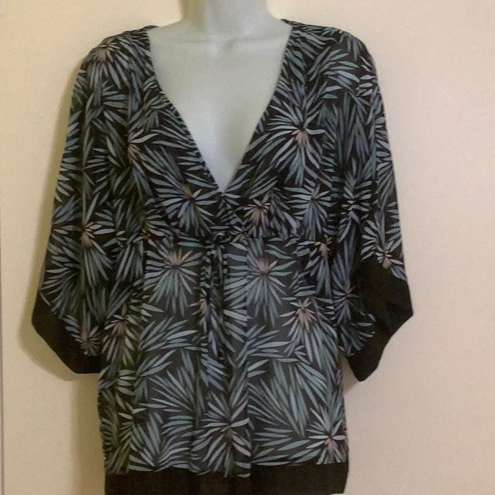Essentials by Milano Top Blouse Kimono Style